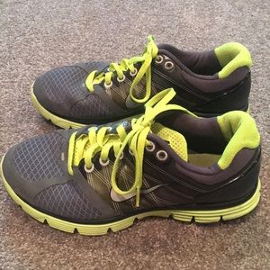 Nike Lunarlon gray and neon yellow sneakers